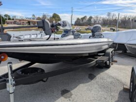 2026 Skeeter ZXR 20SE PKG 4 (Gunmetal, White, Silver Spur )
