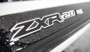 Skeeter ZXR 20 SE